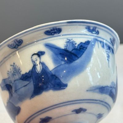 A Chinese blue and white 'Scholars' stem cup — photo 7