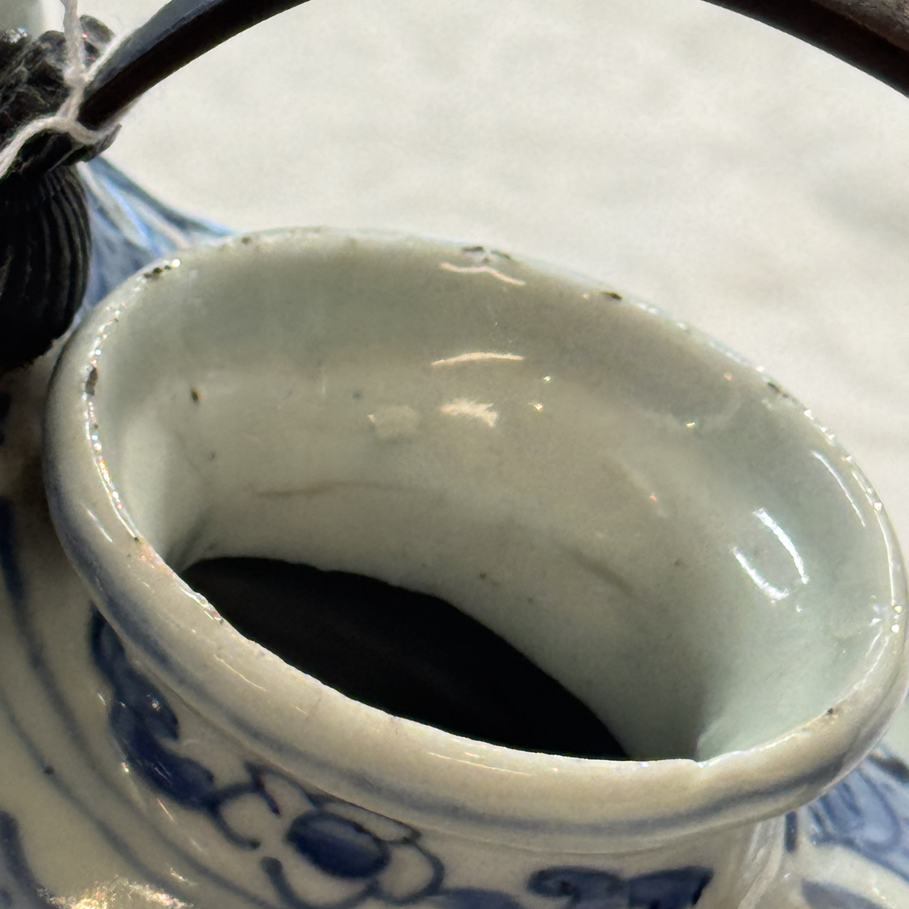 A Chinese blue and white 'Toad' ewer  — photo 25