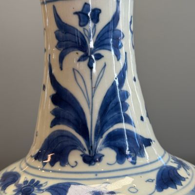 A Chinese blue and white 'Zhu Lin Qi Xian 竹林七賢' bottle vase — 照片 13