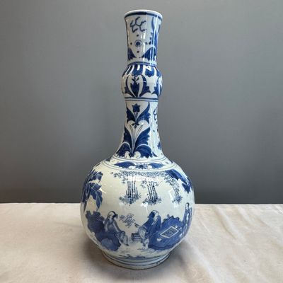 A Chinese blue and white 'Zhu Lin Qi Xian 竹林七賢' bottle vase — 照片 1
