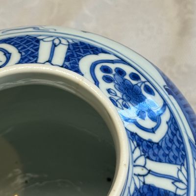 A Chinese blue and white baluster vase with narrative design — 照片 18