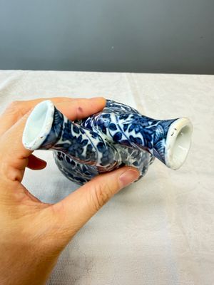 A Chinese blue and white double-spouted swirling-lobed cruet — 照片 5