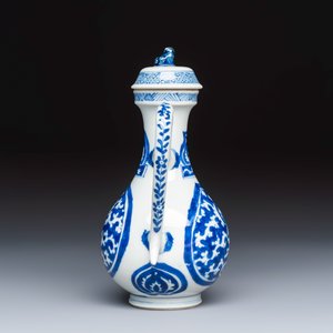 A Chinese blue and white ewer and cover for the Persian market — photo 3