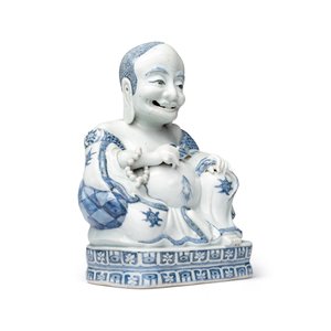 A Chinese blue and white figure of Budai — 照片 1