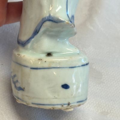 A Chinese blue and white figure of Li Tieguai — foto 21