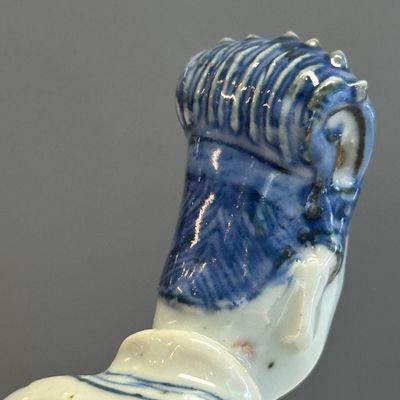 A Chinese blue and white figure of a Daoist deity — photo 15