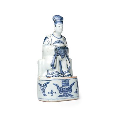 A Chinese blue and white figure of a Daoist deity, Wanli