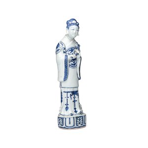 A Chinese blue and white figure of the immortal He Xiangu — photo 1