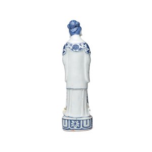 A Chinese blue and white figure of the immortal He Xiangu — photo 4