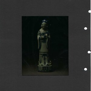 A Chinese blue and white figure of the immortal He Xiangu — photo 8