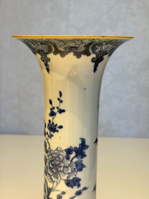 A Chinese blue and white five-piece garniture with birds among flowering branches — photo 57