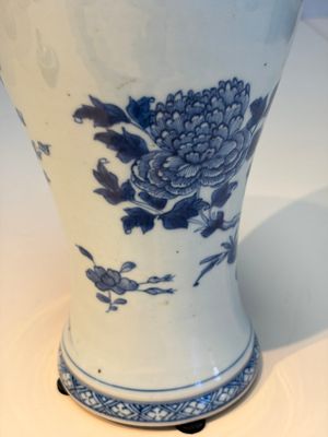 A Chinese blue and white five-piece garniture with birds among flowering branches — photo 9