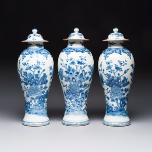 A Chinese blue and white five-piece garniture with birds among flowering branches — photo 2