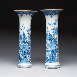 A Chinese blue and white five-piece garniture with birds among flowering branches — photo 8
