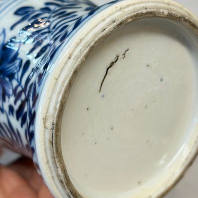 A Chinese blue and white five-piece garniture with floral design — 照片 27