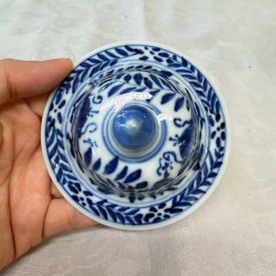 A Chinese blue and white five-piece garniture with floral design — 照片 41