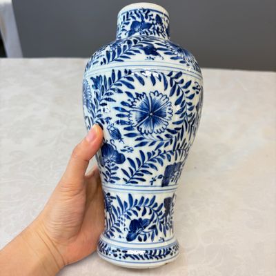 A Chinese blue and white five-piece garniture with floral design — 照片 45