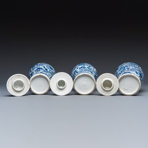 A Chinese blue and white five-piece garniture with floral design — 照片 7