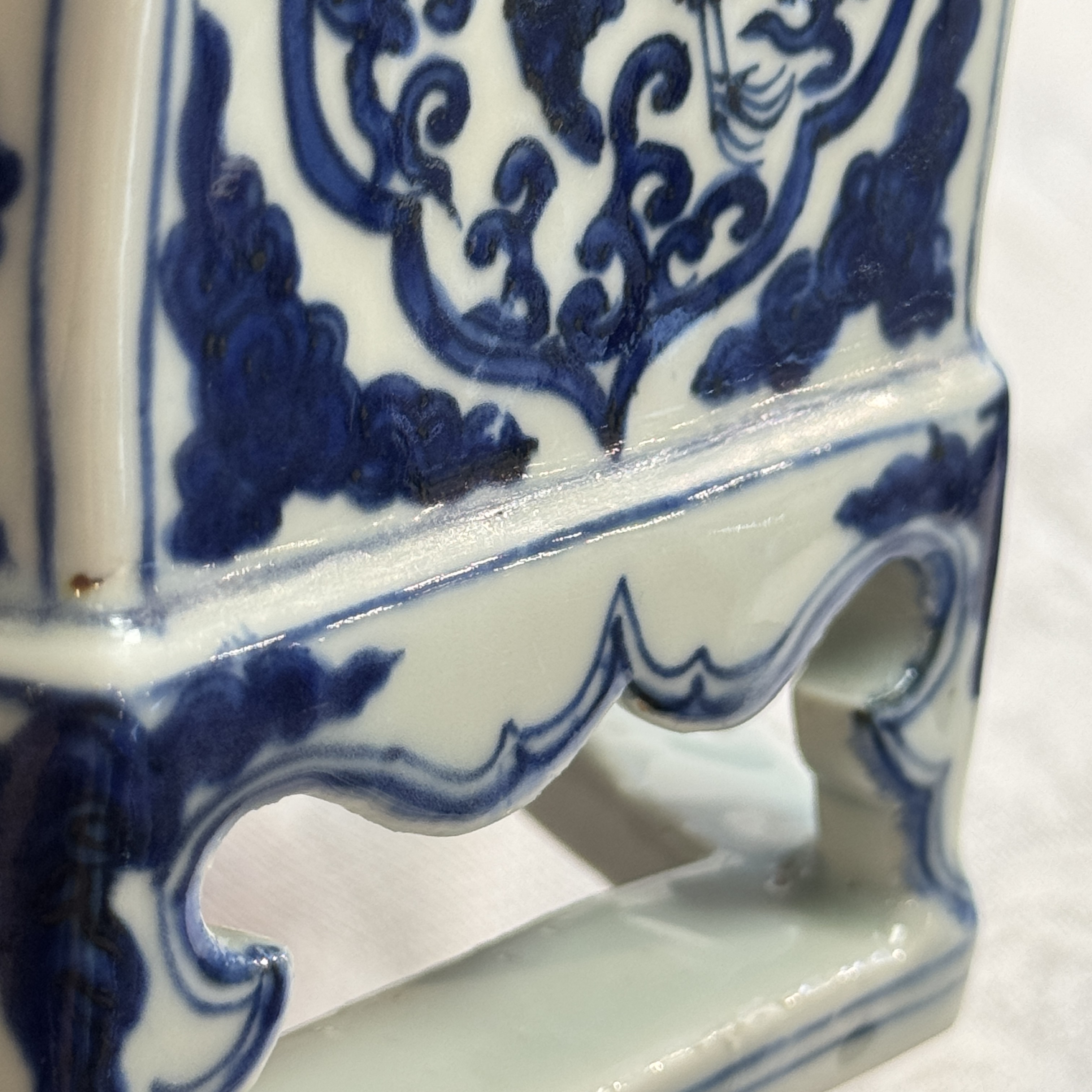 A Chinese blue and white hexagonal censer — foto 38