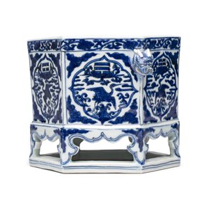 A Chinese blue and white hexagonal censer — foto 8