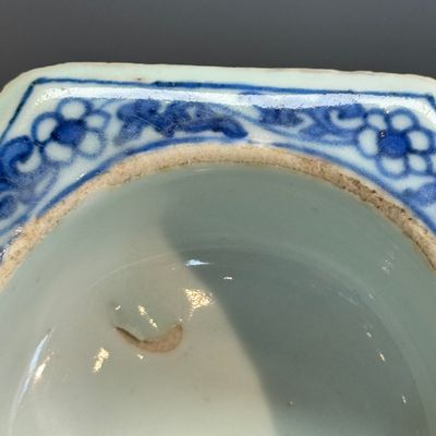 A Chinese blue and white hexagonal salt after a European silver model — photo 11