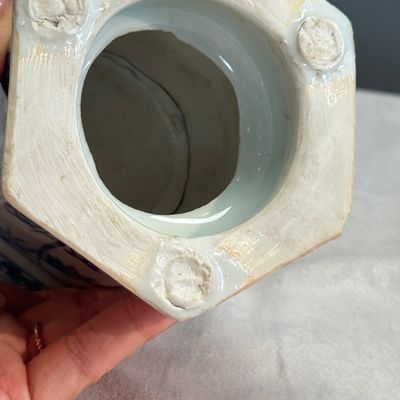 A Chinese blue and white hexagonal salt after a European silver model — photo 34