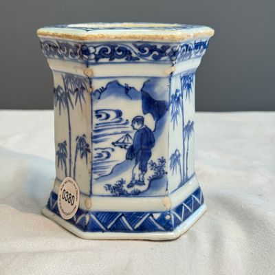 A Chinese blue and white hexagonal salt after a European silver model — photo 6