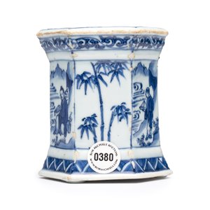 A Chinese blue and white hexagonal salt after a European silver model — photo 7