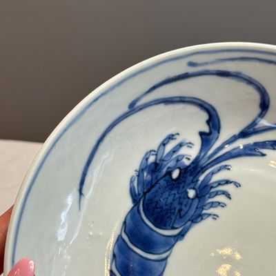 A Chinese blue and white ko-sometsuke 'Shrimps and Poem' plate — photo 3