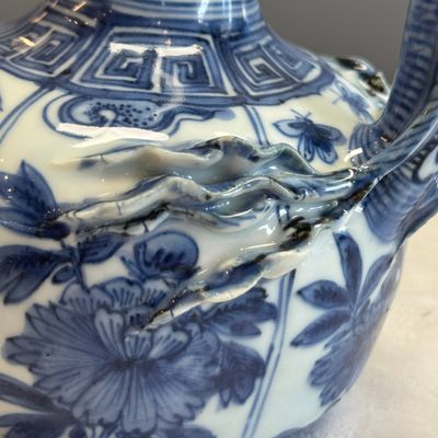 A Chinese blue and white pomegranate-shaped ewer — 照片 6