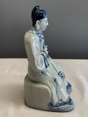 A Chinese blue and white seated figure of Wenchang — photo 4