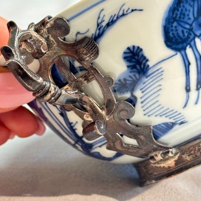 A Chinese blue and white silver-mounted 'Monkeys and Deer' bowl — foto 8