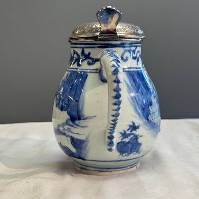 A Chinese blue and white silver-mounted 'Scholars' tankard — photo 2
