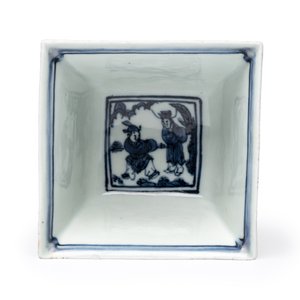 A Chinese blue and white square bowl with figural design — foto 6