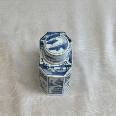 A Chinese blue and white tea caddy and cover — foto 7