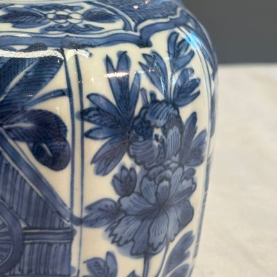 A Chinese blue and white wine pot and cover — photo 8