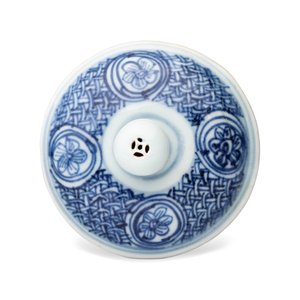 A Chinese blue and white wine pot and cover — photo 6