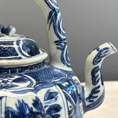 A Chinese blue and white wine pot and cover — 照片 10