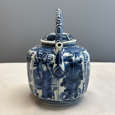 A Chinese blue and white wine pot and cover — 照片 12