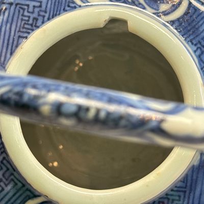 A Chinese blue and white wine pot and cover — 照片 17