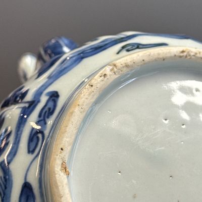 A Chinese blue and white wine pot and cover — 照片 20
