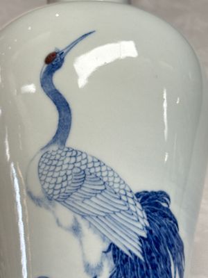 A Chinese blue, white and copper-red 'Crane' vase — photo 4