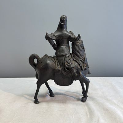 A Chinese bronze model of Guandi on horseback — photo 3