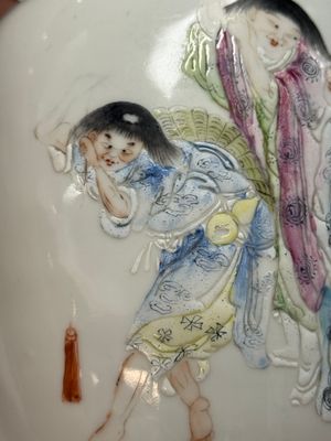 A Chinese famille rose 'Hehe Erxian' and 'Liu Hai' vase — photo 6