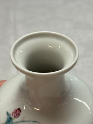 A Chinese famille rose 'Hehe Erxian' and 'Liu Hai' vase — photo 9