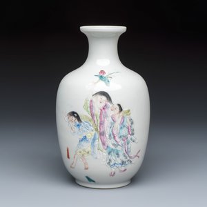 A Chinese famille rose 'Hehe Erxian' and 'Liu Hai' vase — photo 1