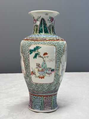 A Chinese famille rose 'Wang Xizhi 王羲之' vase — foto 4