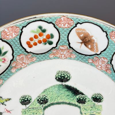 A Chinese famille rose 'arbour' plate after a design by Cornelis Pronk — foto 5