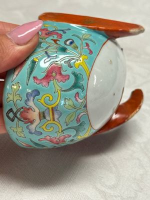 A Chinese famille rose bat-form water pot — photo 10