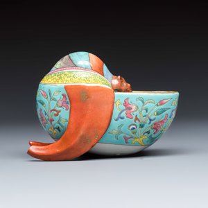 A Chinese famille rose bat-form water pot — photo 3